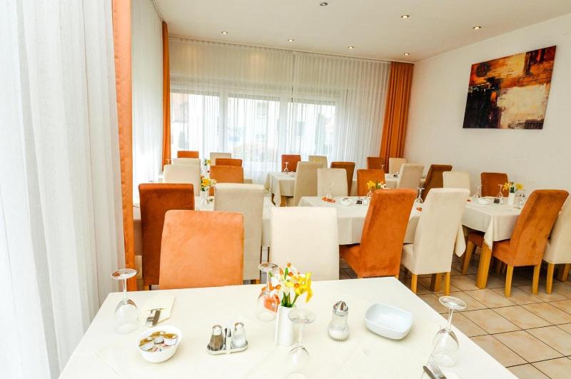 Hotel Garni Metzingen - Restoran
