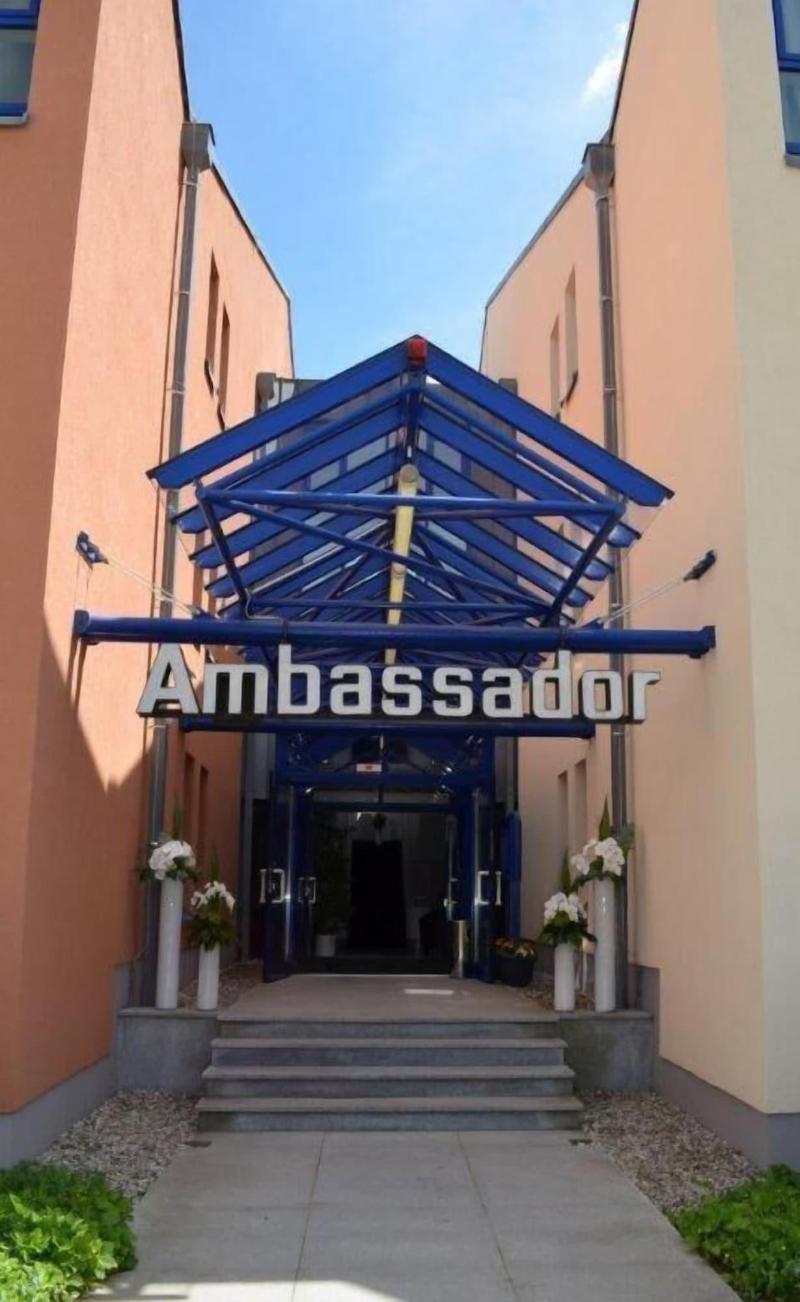 Ambassador Apparthotel - Genel