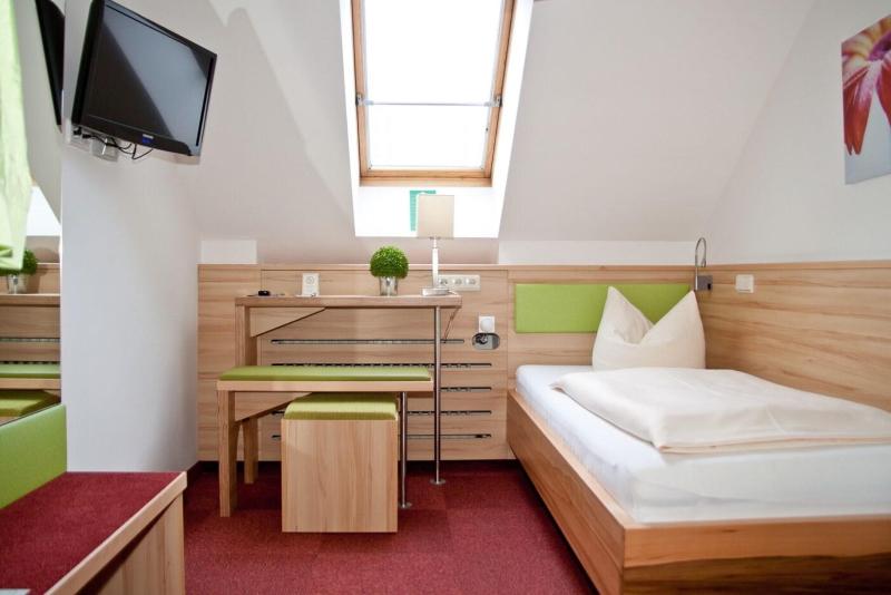 Hotel Zur Post - Oda