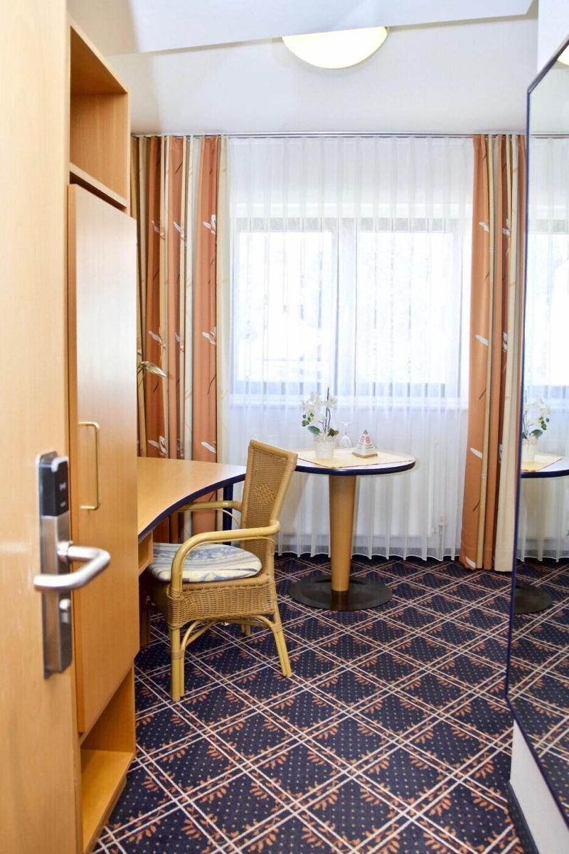 Hotel Zur Post - Oda