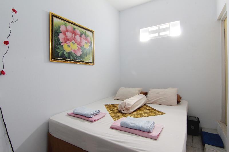 Tiga Dua Homestay by ZUZU - Oda