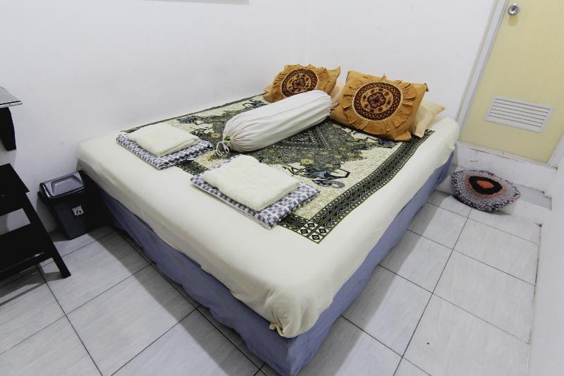 Tiga Dua Homestay by ZUZU - Oda