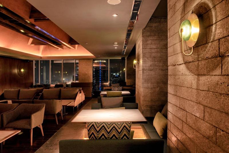 Aloft Jakarta Tb Simatupang - Bar