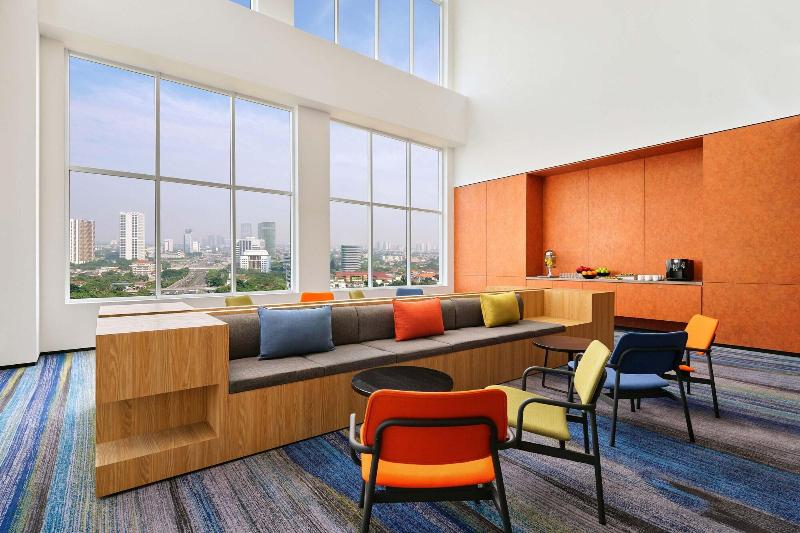 Aloft Jakarta Tb Simatupang - Toplantı