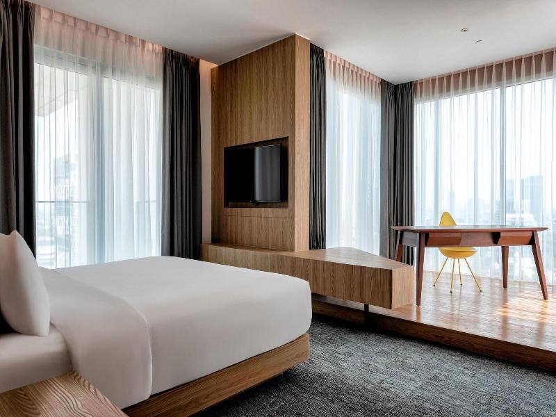 Aloft Jakarta Tb Simatupang - Oda