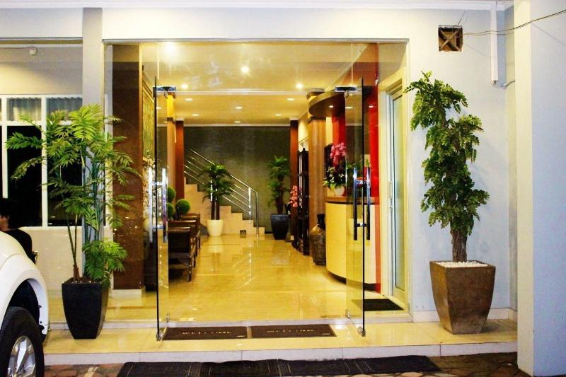 Novatel Yogyakarta - Genel