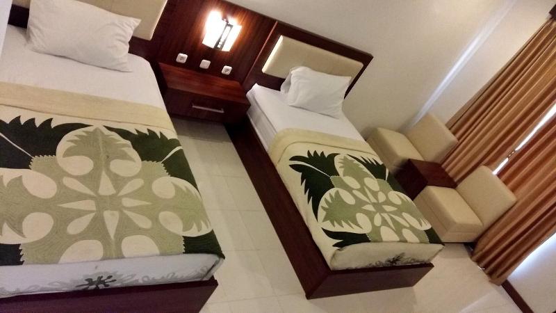 Family Beach Hotel - kuta lombok - Oda
