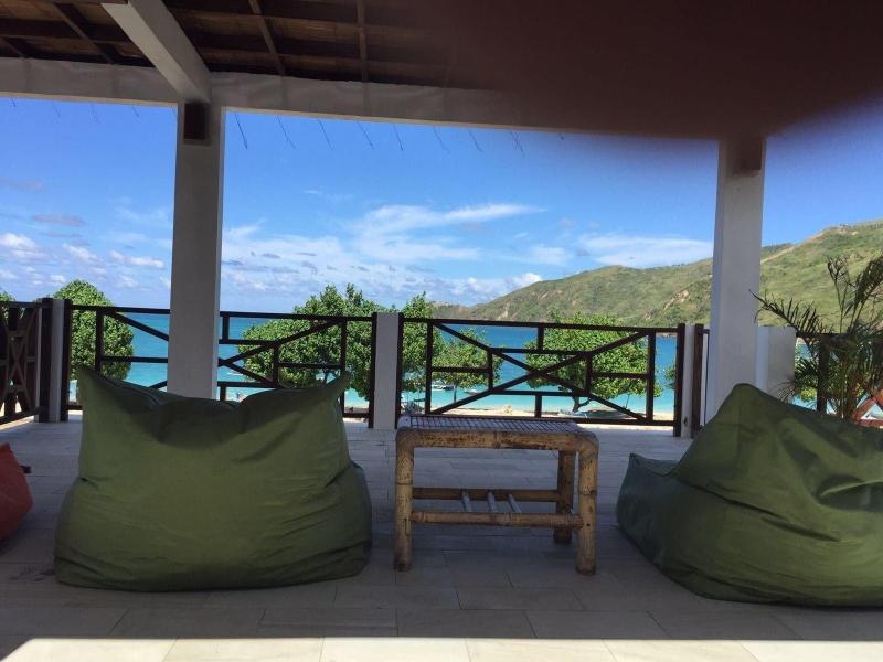 Family Beach Hotel - kuta lombok - Teras