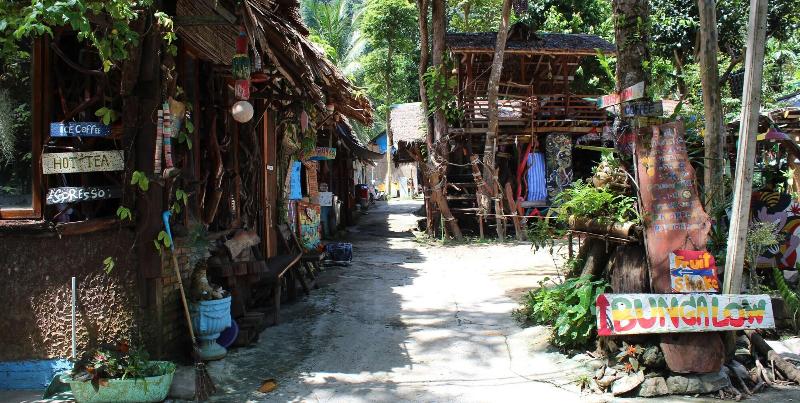 Chill Out Bar And Bungalows - Bar