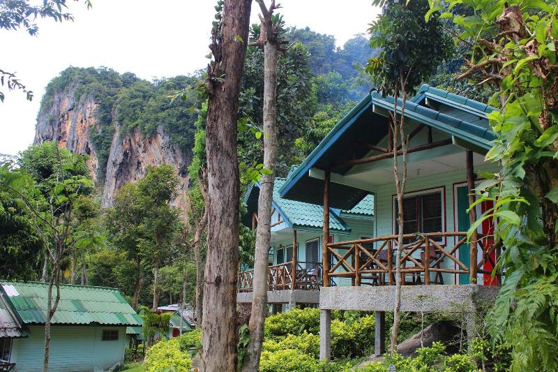 Chill Out Bar And Bungalows - Genel