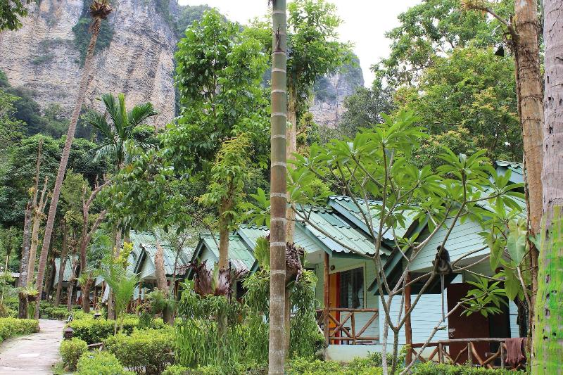 Chill Out Bar And Bungalows - Genel
