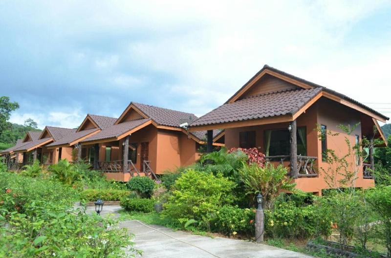 Khaosok Rainforest Resort - Genel