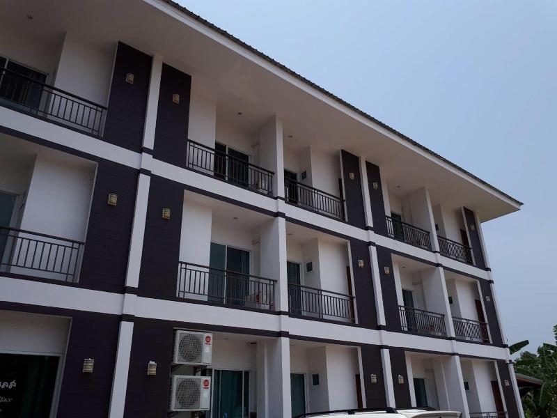 Tamarind Place - Genel