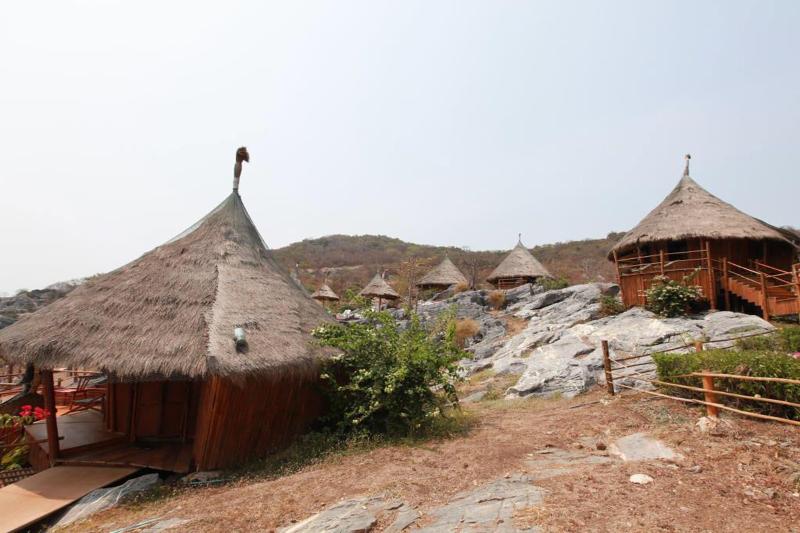 Paree Hut Resort Koh Sichang - Genel