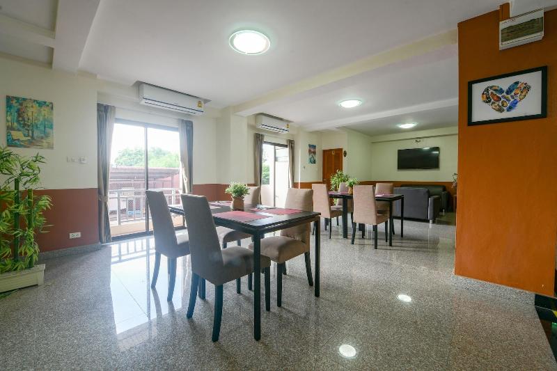 The Route Sriracha Hotel And Residence - Restoran
