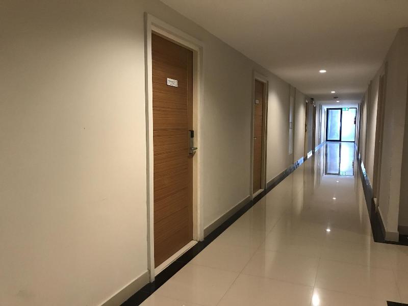 Ploen Ploen Residence - Lobi
