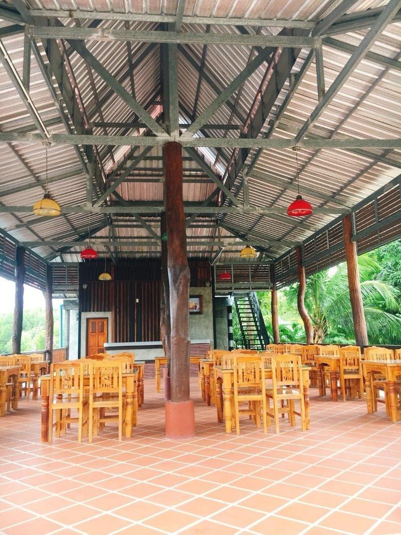 Bussarin Mansion - Restoran