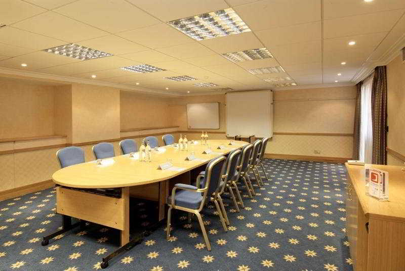 Premier Inn Newbury Town Centre South A339 fotoÄŸrafÄ±