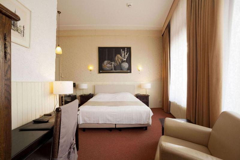 Hotel Dordrecht - Oda