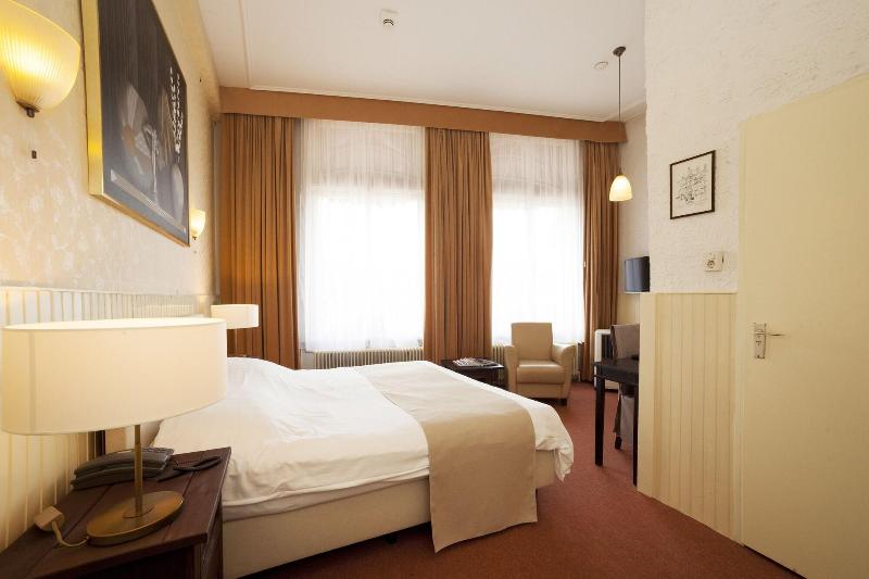 Hotel Dordrecht - Oda
