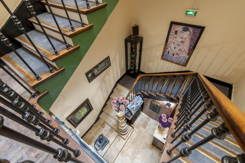 Hôtel De Charme Le Provence - Lobi