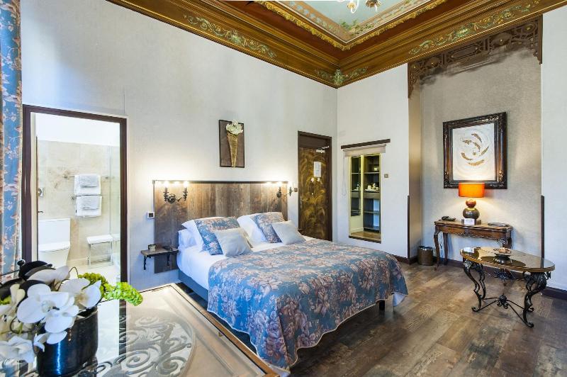 Hôtel De Charme Le Provence - Oda