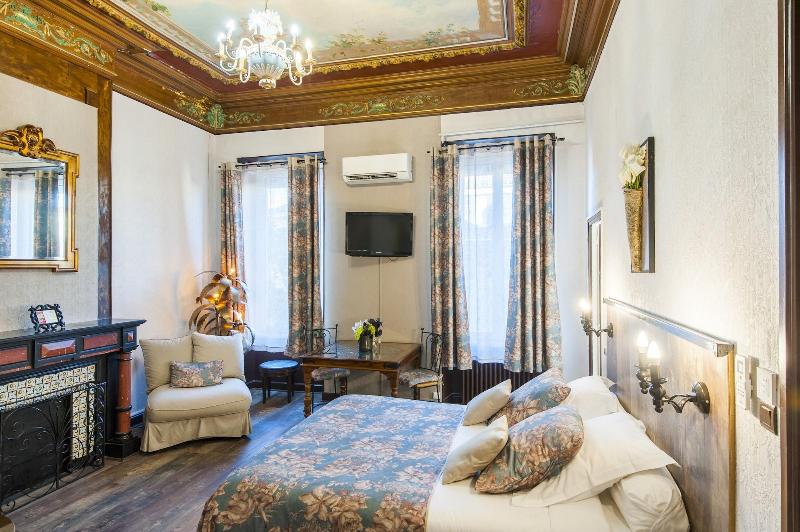 Hôtel De Charme Le Provence - Oda