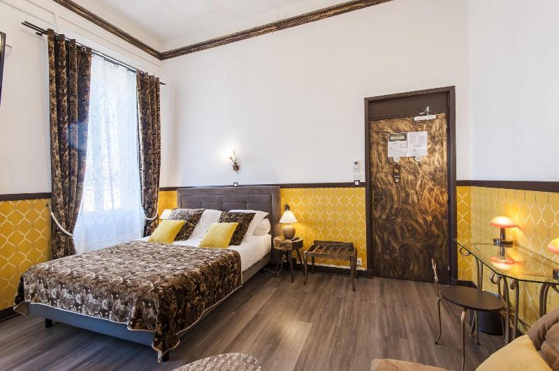 Hôtel De Charme Le Provence - Oda