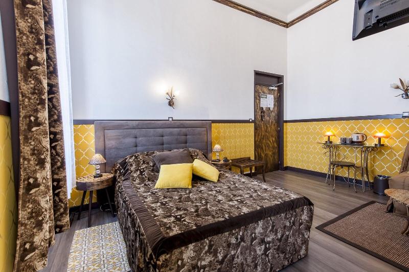 Hôtel De Charme Le Provence - Oda