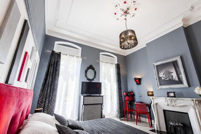 Hôtel De Charme Le Provence - Oda
