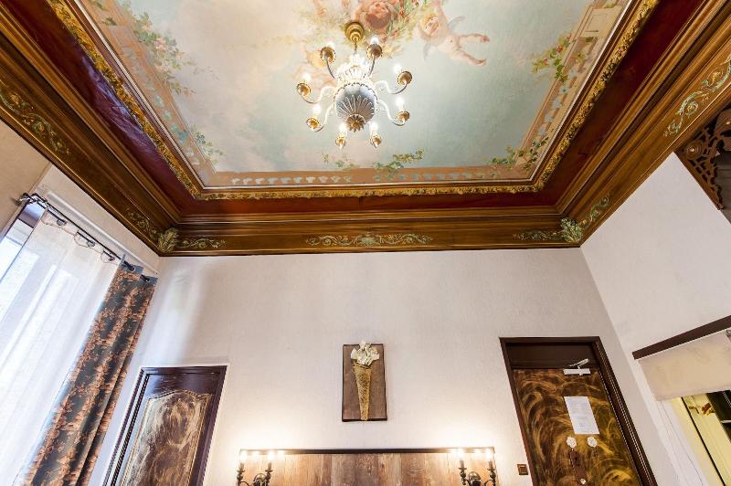 Hôtel De Charme Le Provence - Oda