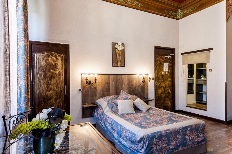 Hôtel De Charme Le Provence - Oda