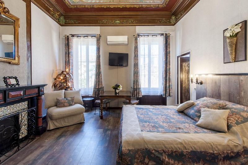 Hôtel De Charme Le Provence - Oda