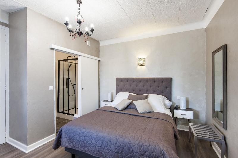Hôtel De Charme Le Provence - Oda