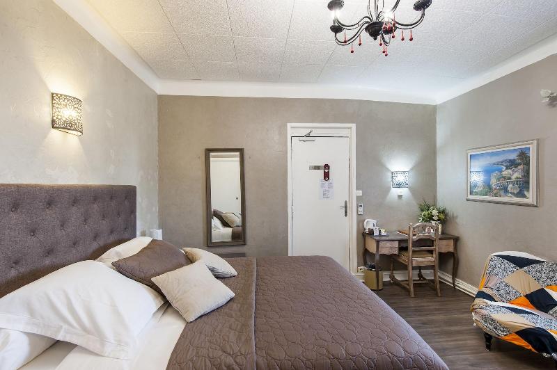 Hôtel De Charme Le Provence - Oda