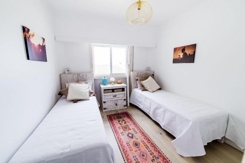 Sandhi House - Yoga & Wellness - Oda