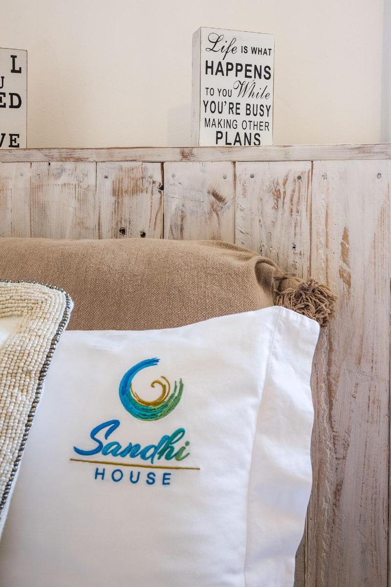 Sandhi House - Yoga & Wellness - Oda