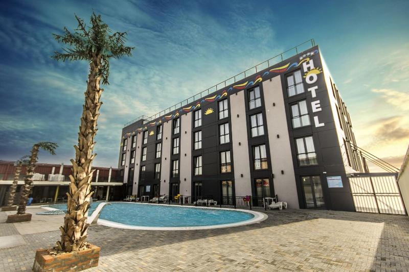 Hollywoodland Wellness & Spa Hotel - Genel