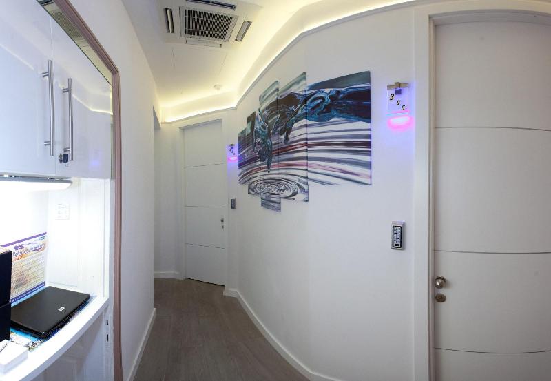 Authentic Luxury Rooms - Lobi