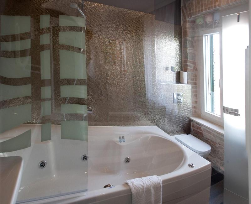Authentic Luxury Rooms - Aktivite
