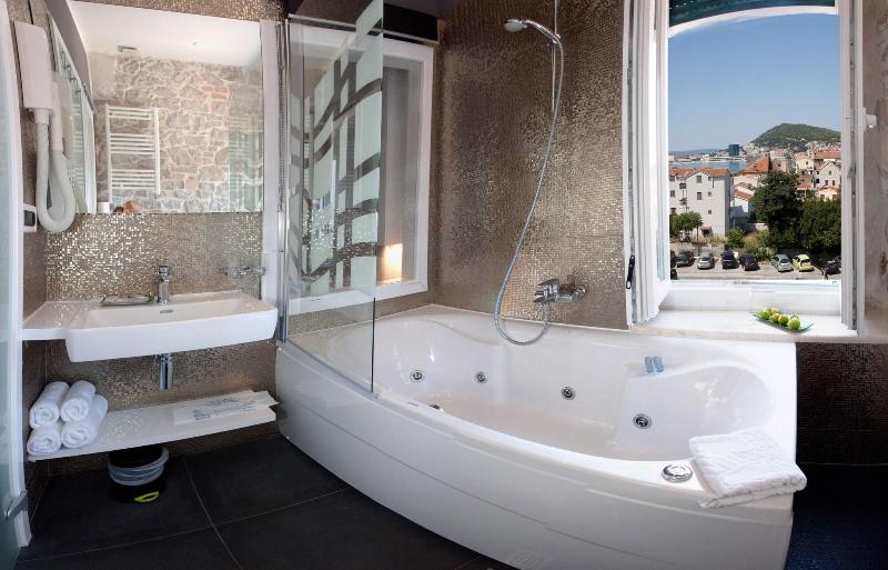 Authentic Luxury Rooms - Oda