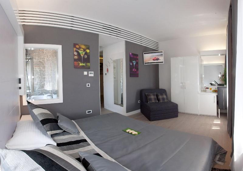 Authentic Luxury Rooms - Oda