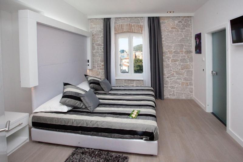 Authentic Luxury Rooms - Oda