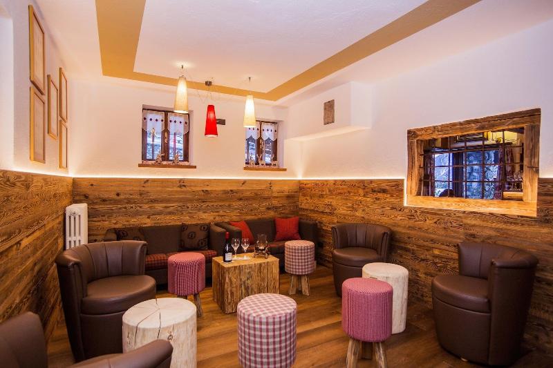 Pilier d'Angle - Bar