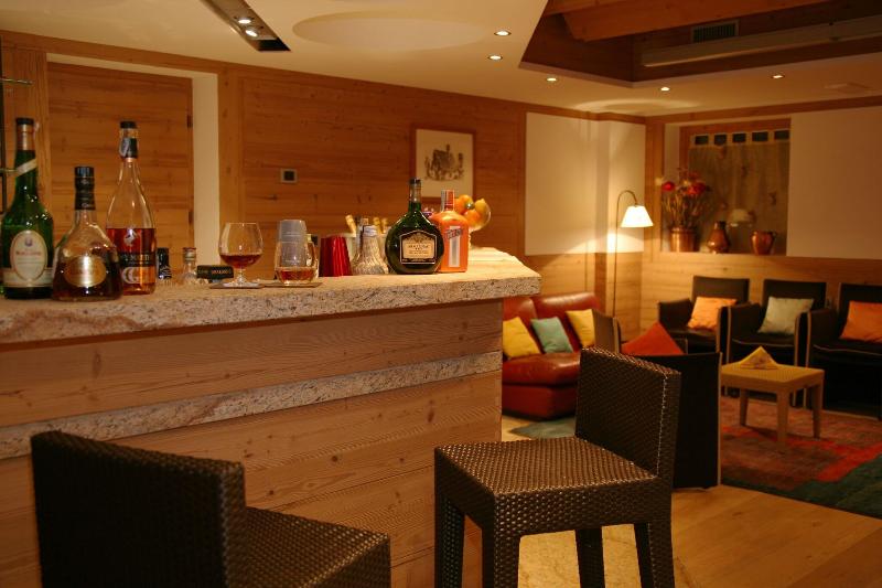 Pilier d'Angle - Bar