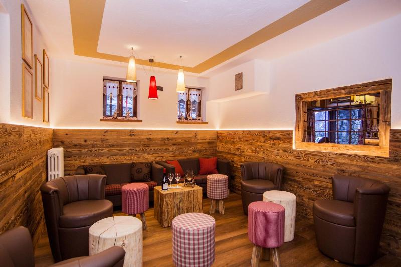 Pilier d'Angle - Bar