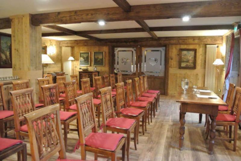 Auberge De La Maison - Toplantı