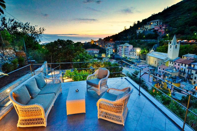 Cinqueterre Residence - Genel