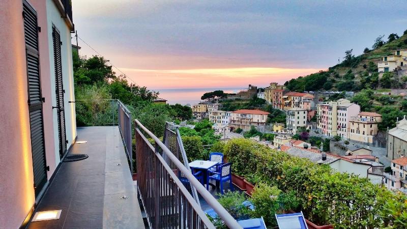 Cinqueterre Residence - Oda