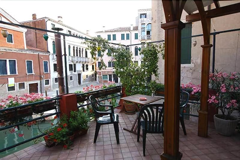 Hotel Dalla Mora - Teras
